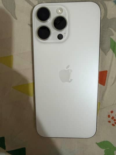 Apple iPhone 16 Pro Max