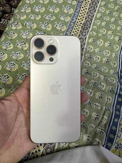 Apple iPhone 16 Pro Max