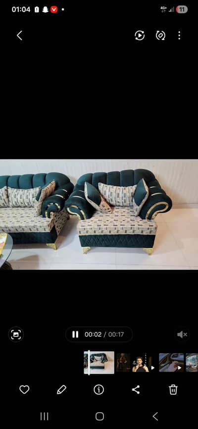newly condition  sofa 6 seaters