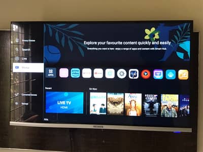 Smart 32 inch Samsung TV