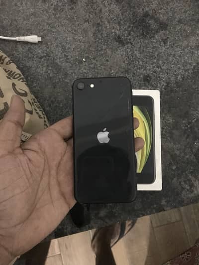 Apple iPhone SE