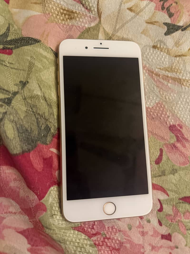 Apple iPhone 8 Plus 5