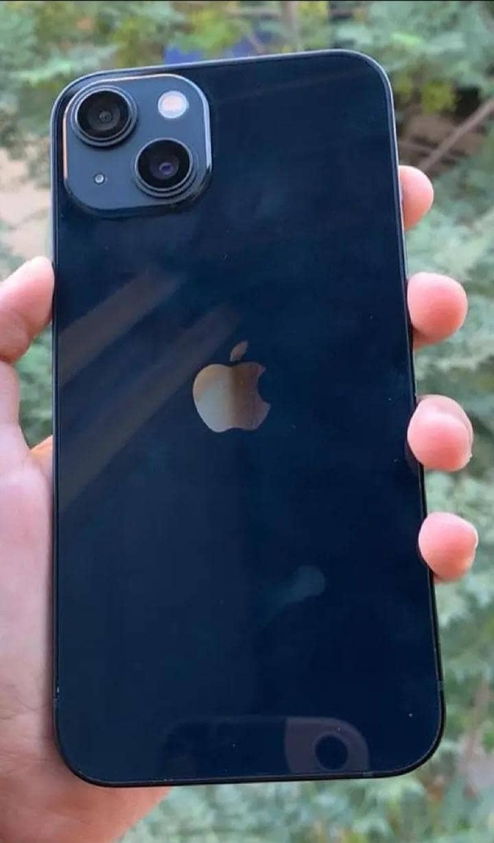 Apple iPhone 13 1