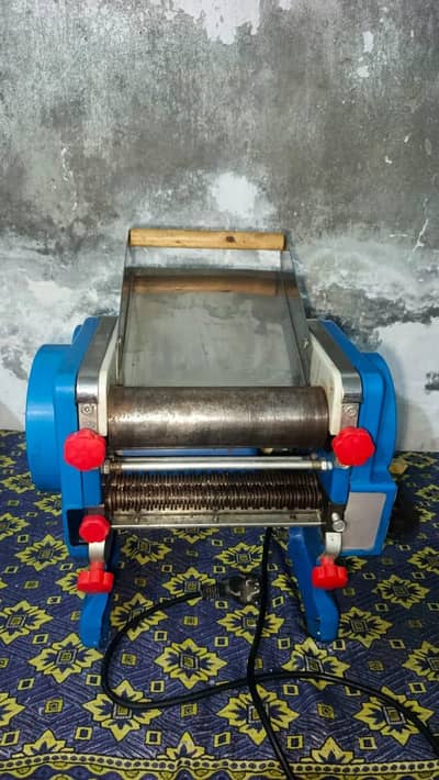 noodles machine