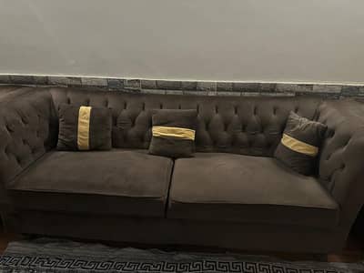 "5-Seater Sofa Set - Excellent Condition  with Reasonable Price"