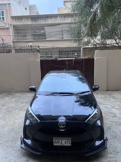 Toyota Yaris hatchback 2022