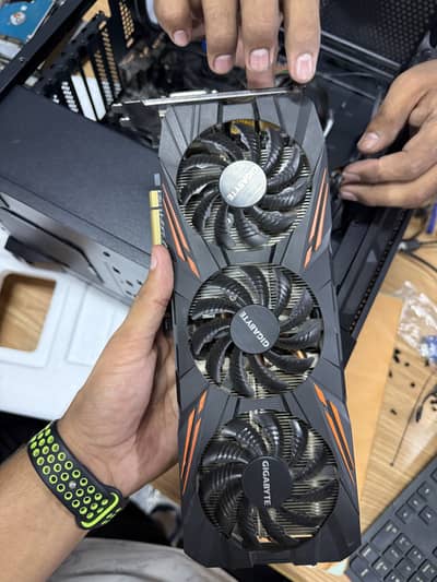 8 gb 3 fan beast graphics card