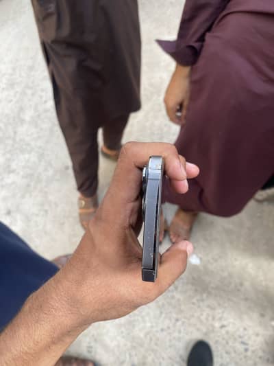 Apple iPhone 13 Pro