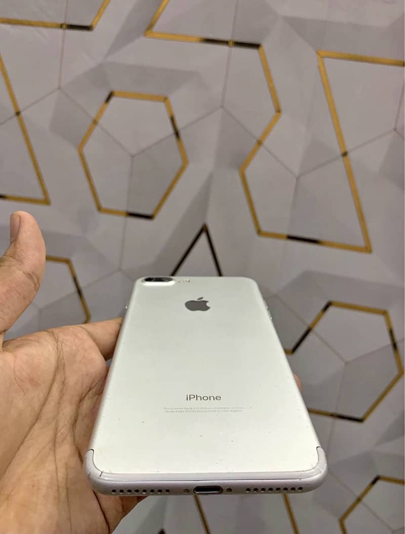 IPhone 7 Plus 0