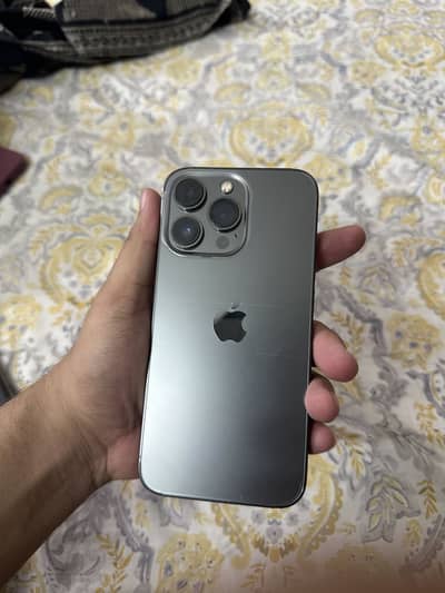 Apple iPhone 13 Pro