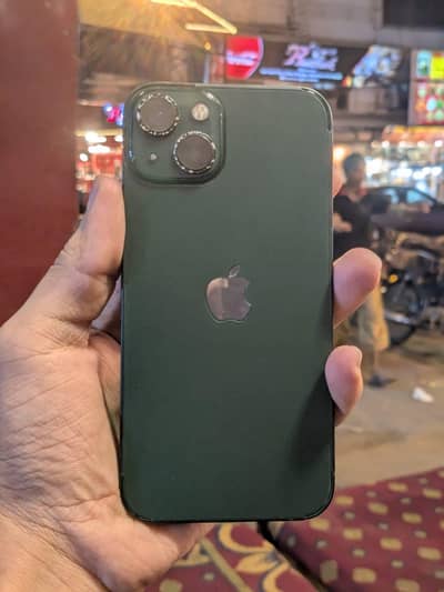 Apple iPhone 13