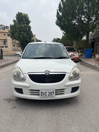 Toyota Duet 2002