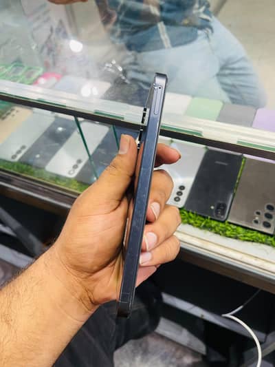 [03074479891)samsungA16 8/256 bilkul okay hai urgent sale krna hai