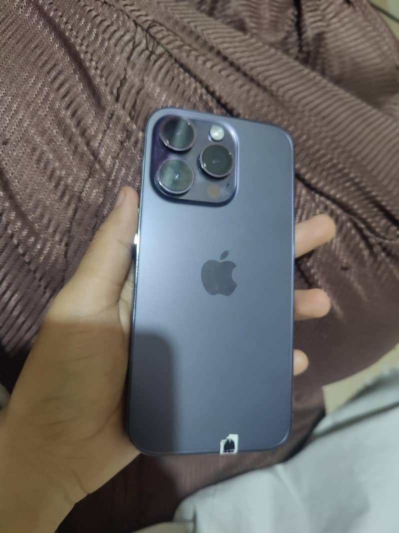 Apple iPhone 14 Pro 1