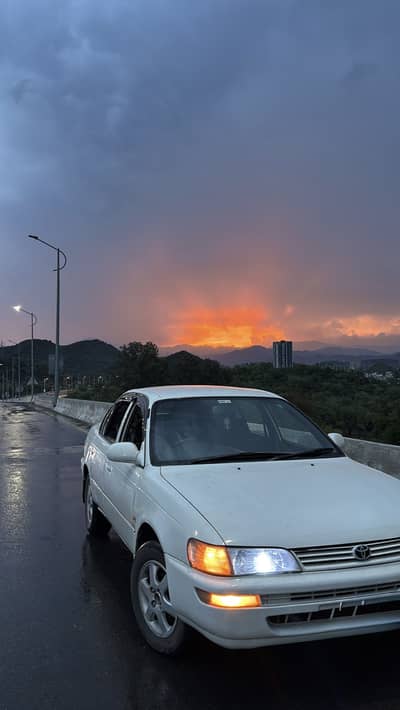 Toyota Indus Corolla 2001