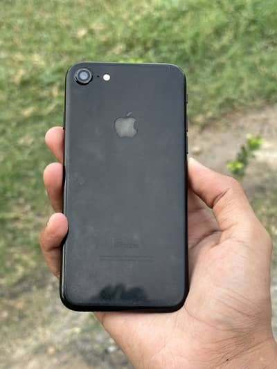 Apple iPhone 7