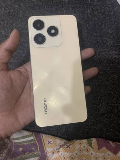Realme C61