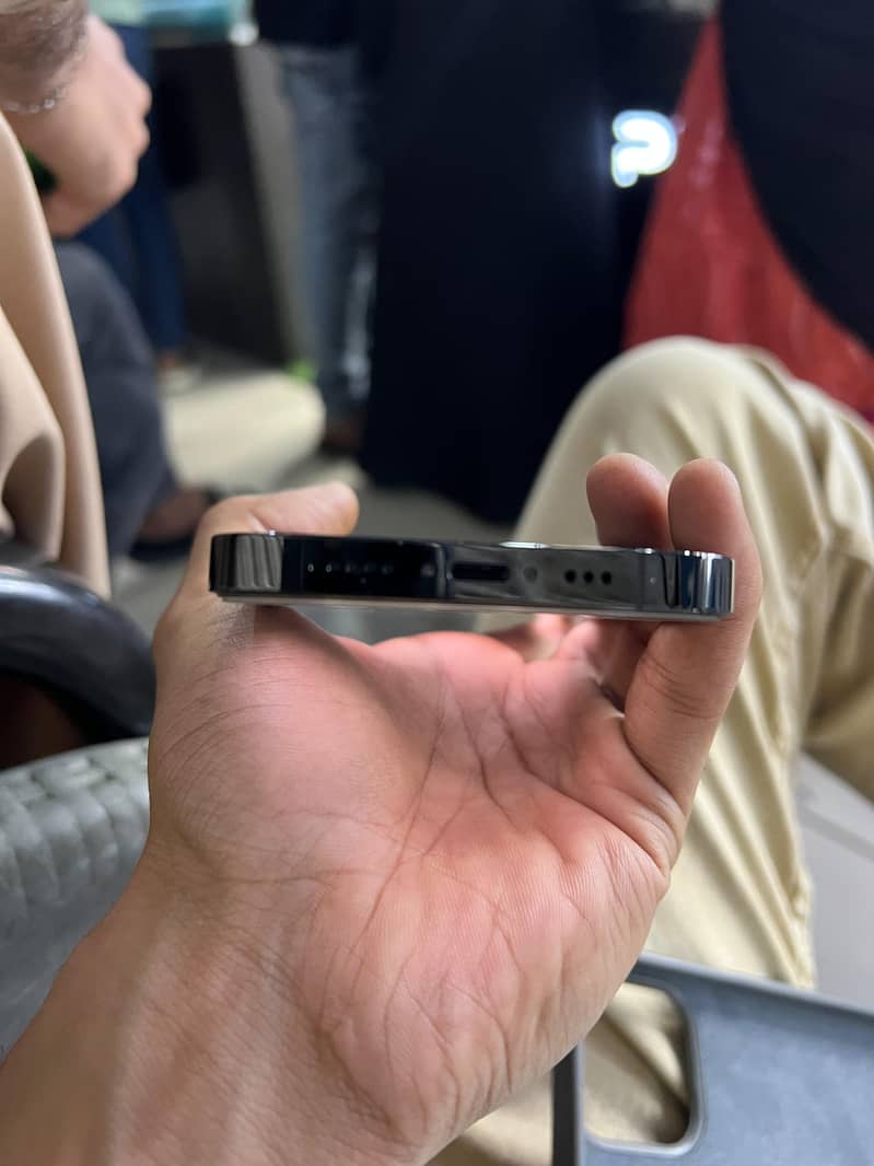 Apple iPhone 14 Pro 3