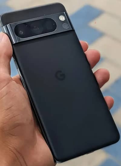 Google Pixel 8 Pro