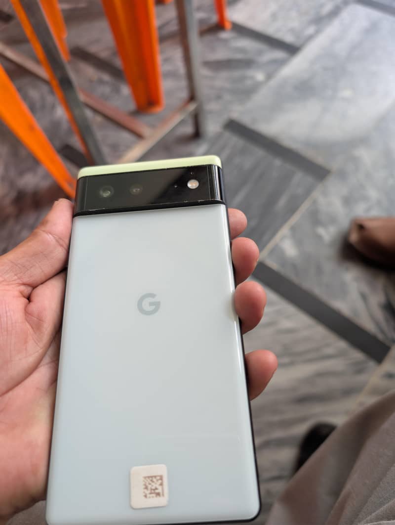 Google Pixel 6 3