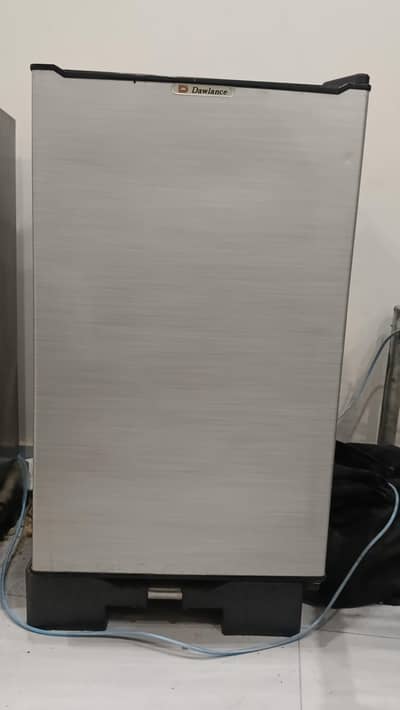Dawlance 9101 Single Door Mini Fridge / Bedroom Refrigerator