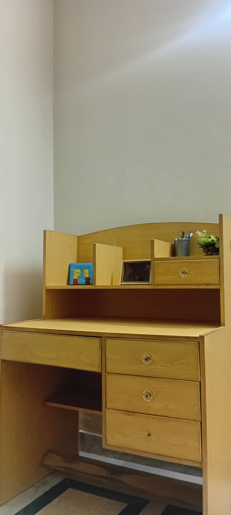 Study Table 0