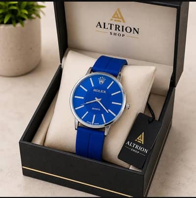 Men's Skin Friendly Strap Watch ⌚