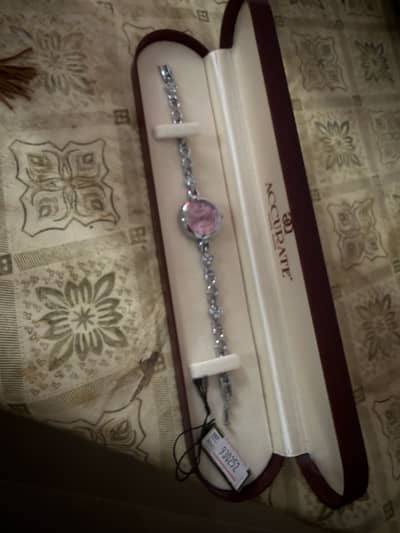 Ladies wrist watch