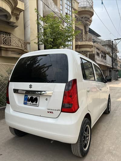 Bumper to bumper Suzuki Wagon R VXL
