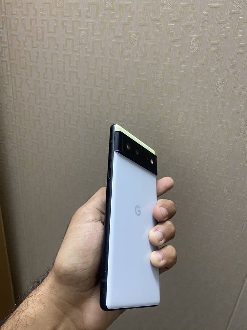 Google Pixel 6 5