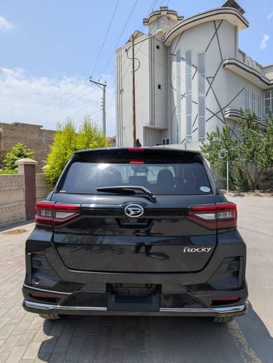 Daihatsu Rocky 2021