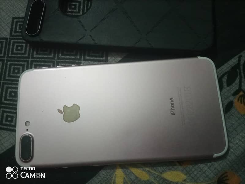 Apple iPhone 7 Plus 4