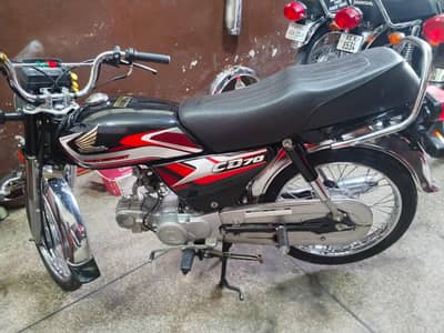 2025 Model Honda CD 70 Unregistered Black Colur