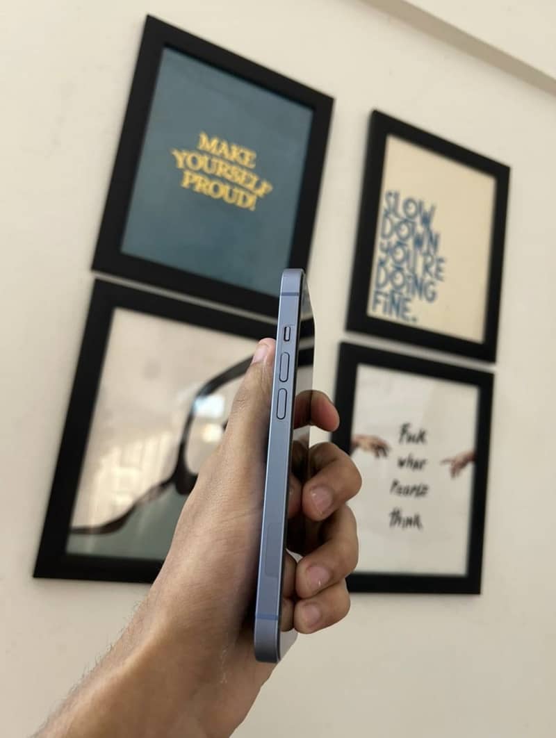 Apple iPhone 14 2