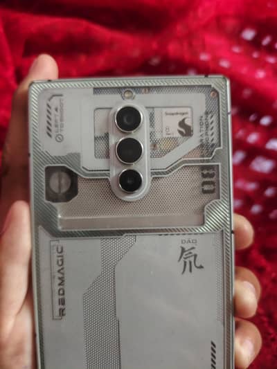 Zte nubia RedMagic 8S Pro god edition processor 8 gen 2 gaming device