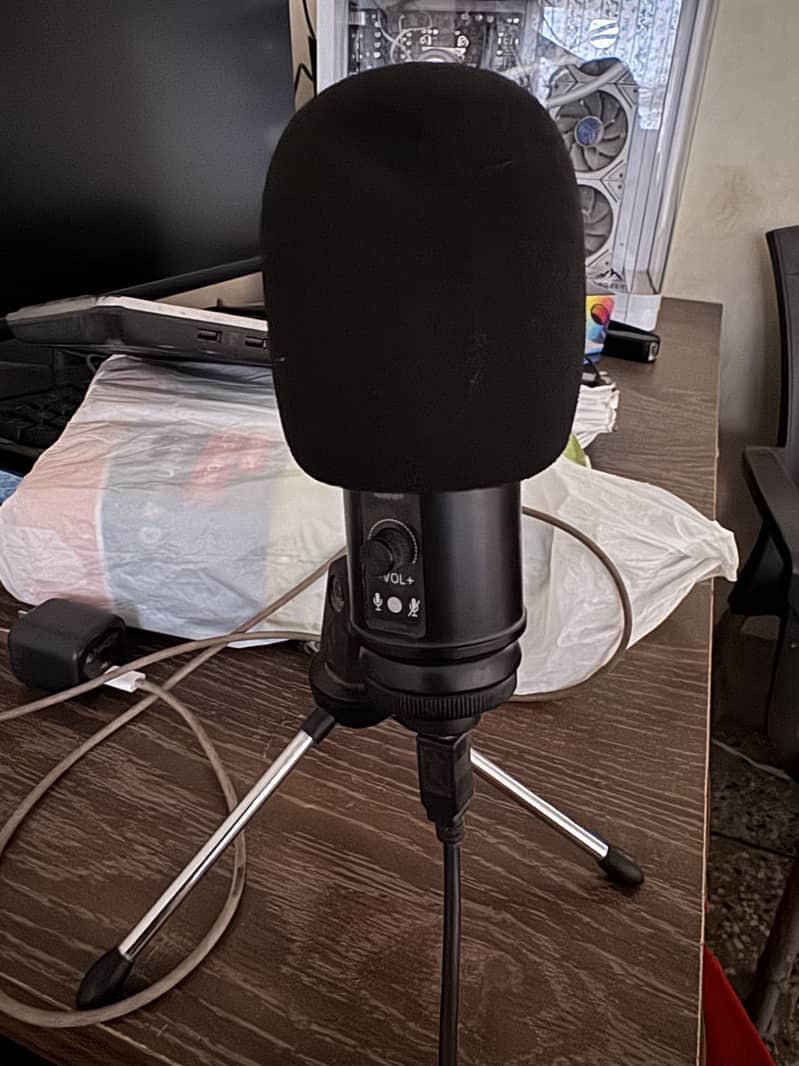 Desktop Microphone with filter 0