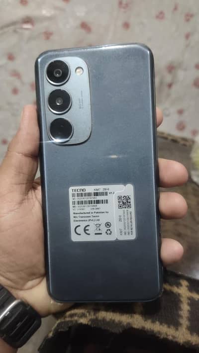 Tecno spark 40 Pro plus