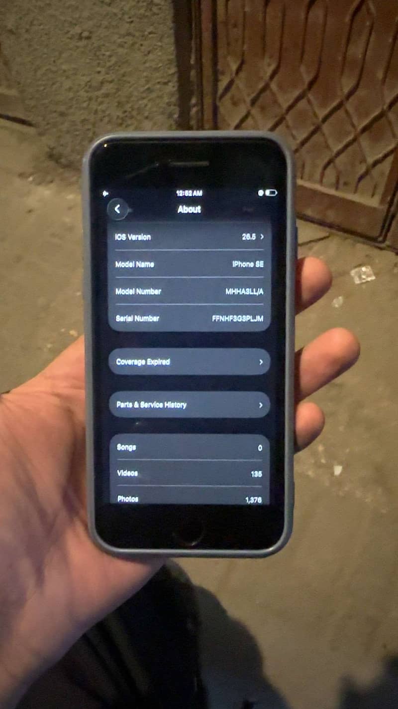 Apple iPhone SE 2nd 0