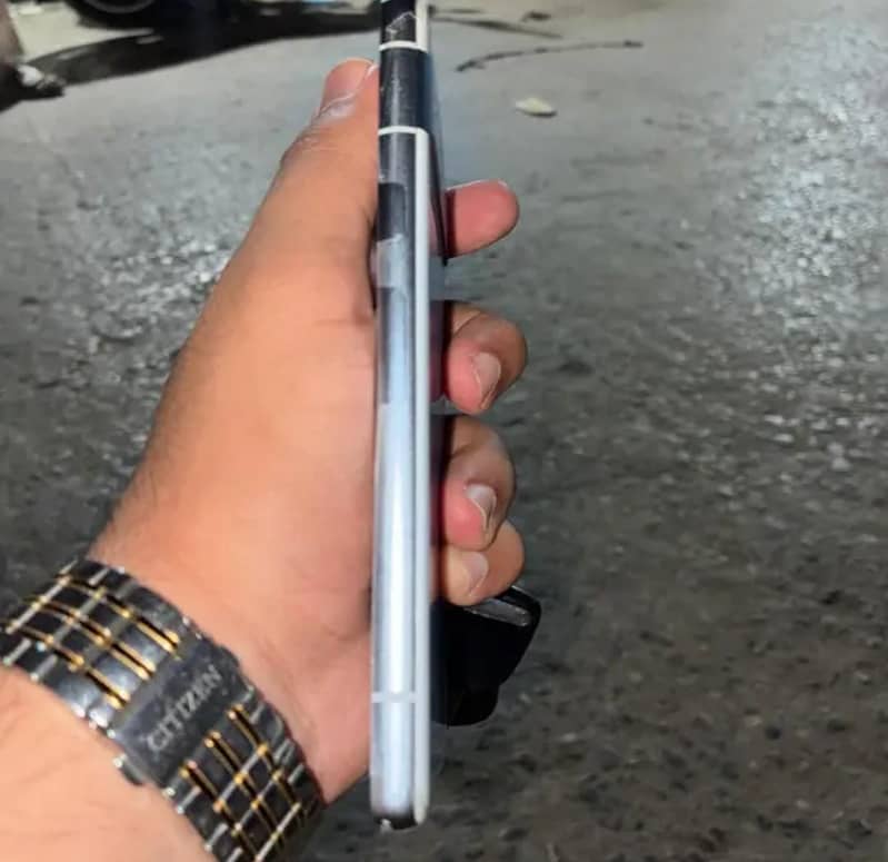 Google Pixel 7a 1