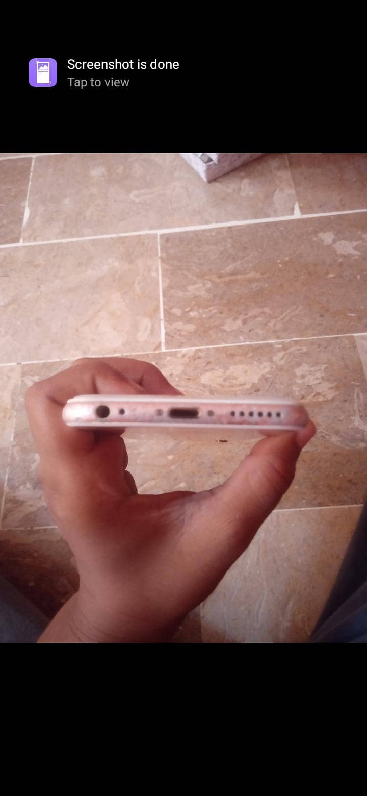 Apple iPhone 6S 1