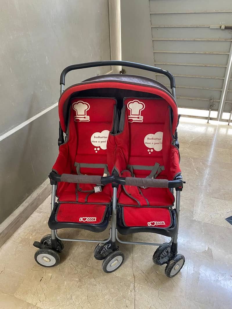 Stroller 0