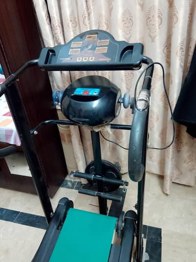 treadmill for sell in good condition