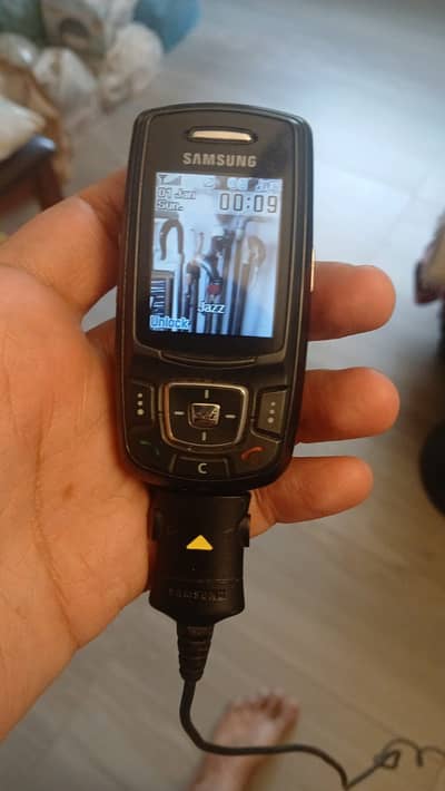 Samsung SGH-E370 Vintage Slider Phone – PTA Approved |
