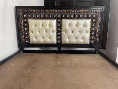 Bed for sale on low price