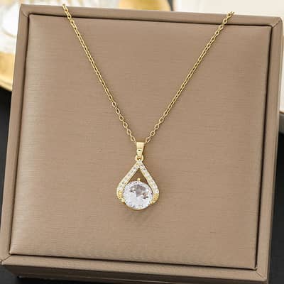 Artificial Diamond Gold - Necklace