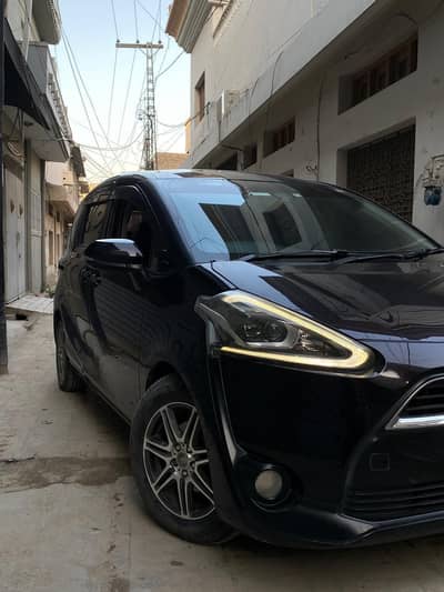 Toyota Sienta 2018