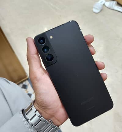 Samsung Mobile S22 Plus