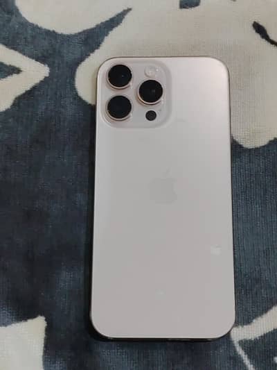Apple iPhone 16 Pro Max