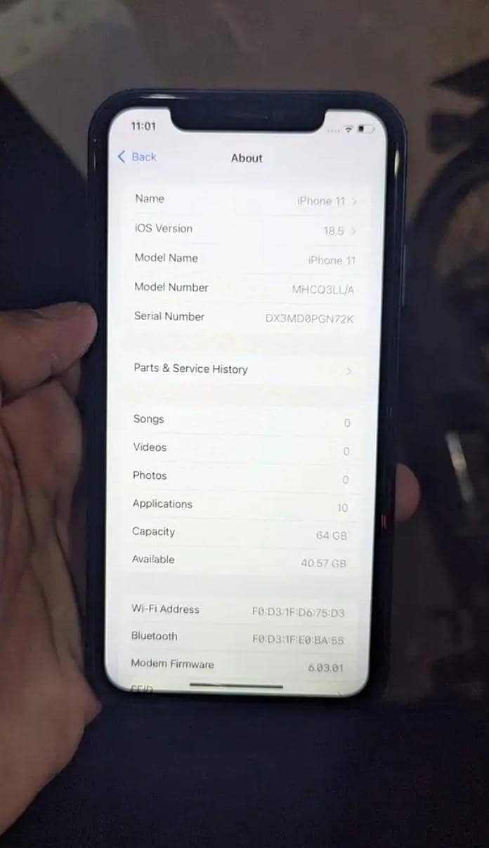 Apple iPhone 11 3