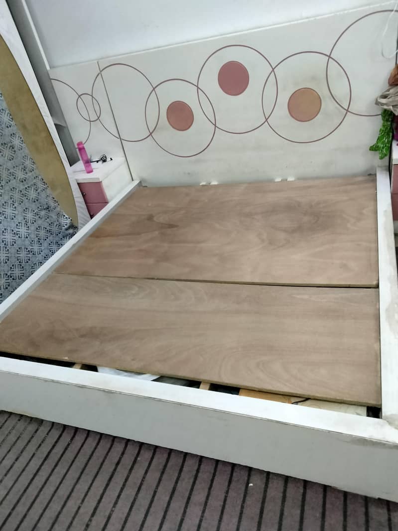only bed with side table 0